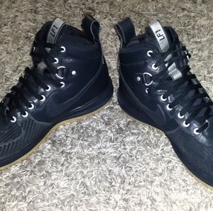 Nike Lunar Force 1